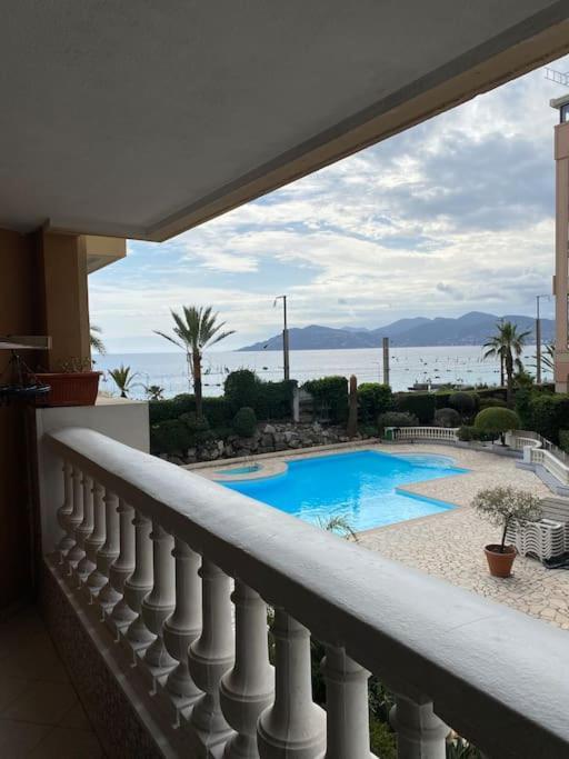 Bord De Mer, Terrasse, Tout A Pieds Cannes Buitenkant foto