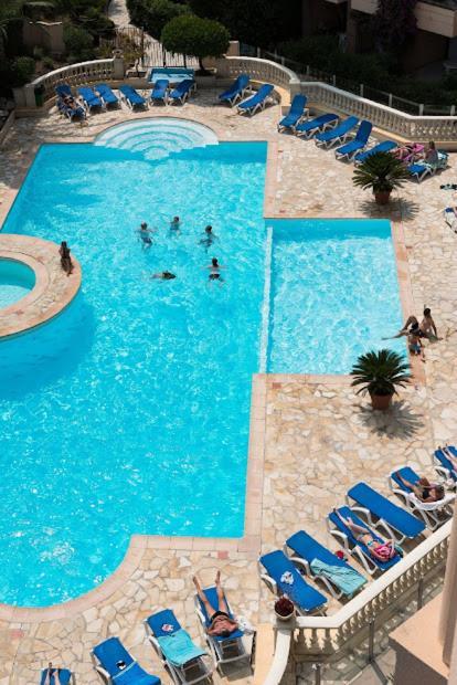 Bord De Mer, Terrasse, Tout A Pieds Cannes Buitenkant foto